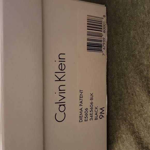 Calvin Klein size 9 black heels - Picture 3 of 5